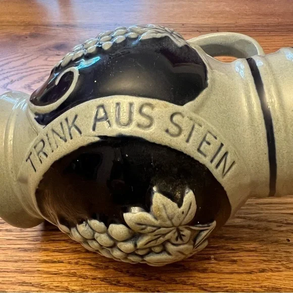 Trink Aus Stein Wine Pitcher Den Edlen Wein German Pottery 1 liter Gray Blue - Picture 7 of 9